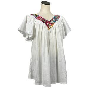 Vintage Oaxaca White Soft Cotton Mexican Floral Embroidered Ruffle Flowy Top M